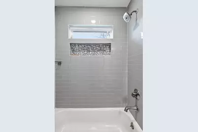 13929 Montvale Drive, Farmers Branch, TX 75234 - Photo 21