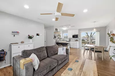 13929 Montvale Drive, Farmers Branch, TX 75234 - Photo 9