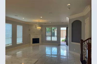 337 Lucille Street, Irving, TX 75060 - Photo 3