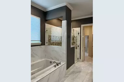 337 Lucille Street, Irving, TX 75060 - Photo 9