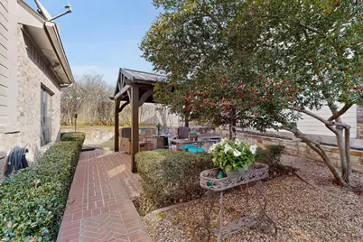 3016 Matterhorn Drive, Bedford, TX 76021 - Photo 37