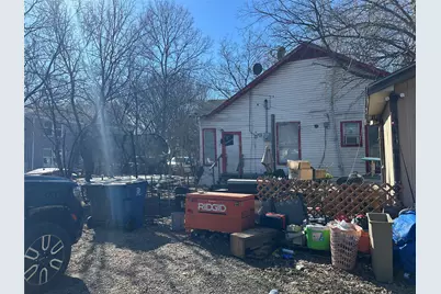 700 N Clinton Avenue, Dallas, TX 75208 - Photo 3