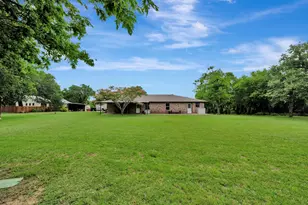 5529 County Rd 1022, Joshua, TX 76058 - Photo 37