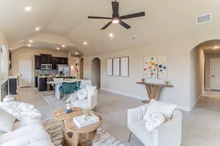 1240 Sylvia St, DeSoto, TX 75115 - Photo 7