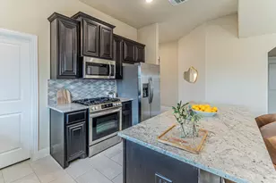 1240 Sylvia St, DeSoto, TX 75115 - Photo 9