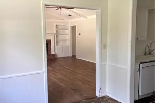 4215 Southcrest Dr, Arlington, TX 76013 - Photo 9