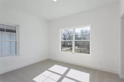 708 W White Avenue, McKinney, TX 75069 - Photo 13