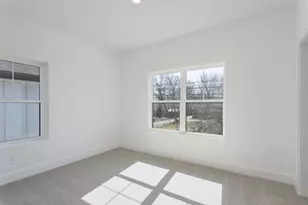 708 W White Ave, McKinney, TX 75069 - Photo 13