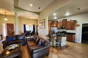 6512 Singleton Rd, Fort Worth, TX 76179 - Photo 9