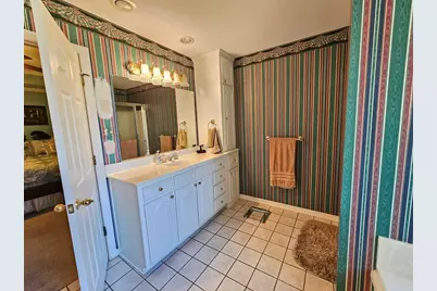 2001 Ventureview Street, Palestine, TX 75803 - Photo 17