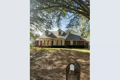 2001 Ventureview Street, Palestine, TX 75803 - Photo 3