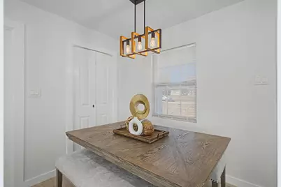 806 Laguna Drive, Garland, TX 75043 - Photo 15