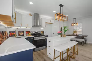 806 Laguna Dr, Garland, TX 75043 - Photo 9