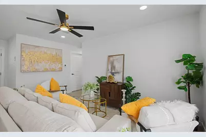 806 Laguna Drive, Garland, TX 75043 - Photo 5