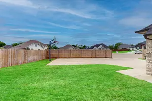 1520 Bent Creek Dr, Cleburne, TX 76033 - Photo 5
