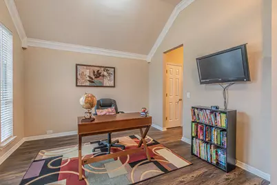 2878 Crestview Drive, Lewisville, TX 75067 - Photo 3