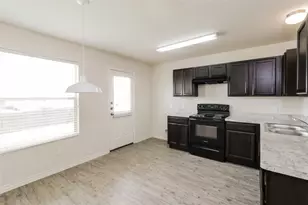 1606 Oriole Dr, Ennis, TX 75119 - Photo 5