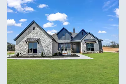 10016 Valley Oak Way, Springtown, TX 76082 - Photo 1