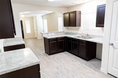 1602 Oriole Drive, Ennis, TX 75119 - Photo 3