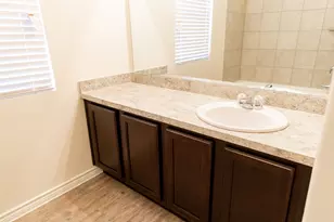 1602 Oriole Dr, Ennis, TX 75119 - Photo 9