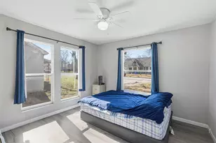 705 N 33rd St, Waco, TX 76707 - Photo 5