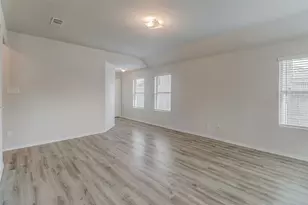 1601 Oriole Dr, Ennis, TX 75119 - Photo 9