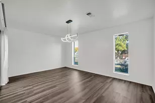 13351 Kit Ln, Dallas, TX 75240 - Photo 9