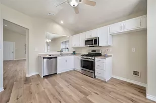 4318 Metronome Dr, Grand Prairie, TX 75052 - Photo 9