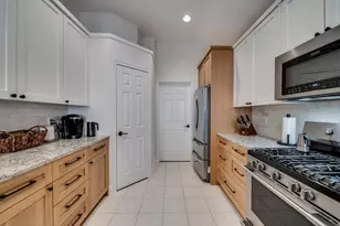 10060 Cambridge Dr, Frisco, TX 75035 - Photo 9