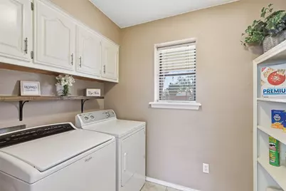 4034 Windy Crest Circle, Carrollton, TX 75007 - Photo 9