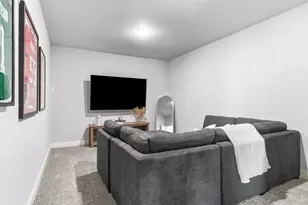 1925 Cathedral Dr, Dallas, TX 75234 - Photo 23