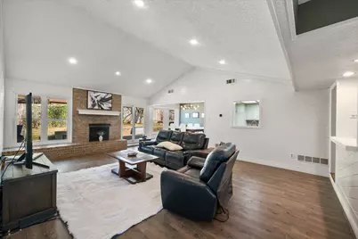 1113 Rusdell Drive, Irving, TX 75060 - Photo 5