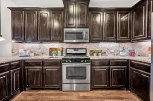 309 Tottenham Ct, McKinney, TX 75072 - Photo 9