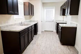 1710 Swallow Dr, Ennis, TX 75119 - Photo 3