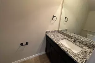 8711 Ellis Dr, Weatherford, TX 76088 - Photo 9