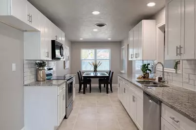 1605 Glenwick Drive, Plano, TX 75075 - Photo 5