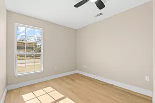 3817 Pinebrook Dr, Dallas, TX 75241 - Photo 21