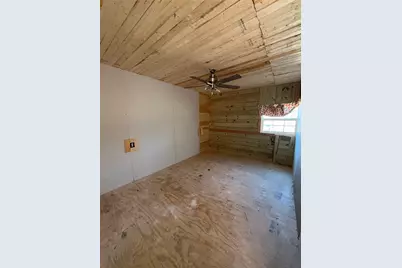 105 E Riley, Wortham, TX 76693 - Photo 13