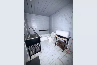 105 E Riley, Wortham, TX 76693 - Photo 15