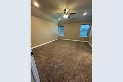 8805 Kiowa Drive, Greenville, TX 75402 - Photo 23