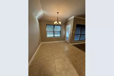 8805 Kiowa Drive, Greenville, TX 75402 - Photo 9