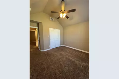 8805 Kiowa Drive, Greenville, TX 75402 - Photo 17