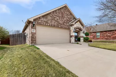 1809 Vista Royale Court, Fort Worth, TX 76108 - Photo 3