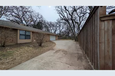 429 Headlee Street, Denton, TX 76201 - Photo 5