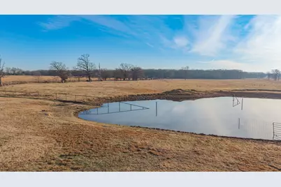 670 Farm Road 196 N, Blossom, TX 75416 - Photo 33