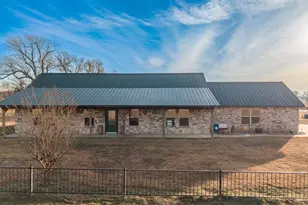 670 Farm Road 196 N, Blossom, TX 75416 - Photo 1