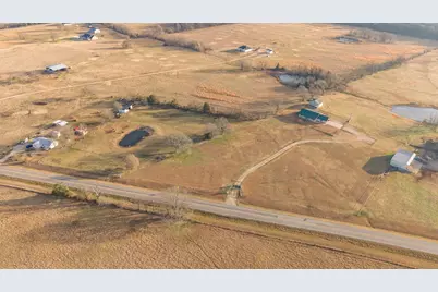 670 Farm Road 196 N, Blossom, TX 75416 - Photo 37