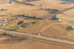 670 Farm Road 196 N, Blossom, TX 75416 - Photo 37