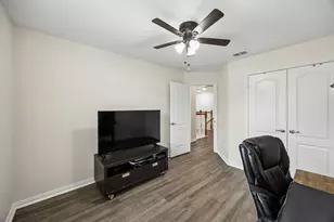 6816 Carrington Ln, Fort Worth, TX 76137 - Photo 17