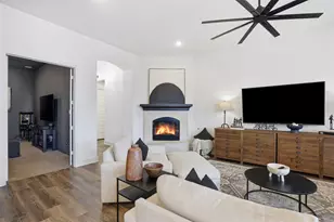 1716 Storey Ln, Waxahachie, TX 75165 - Photo 11